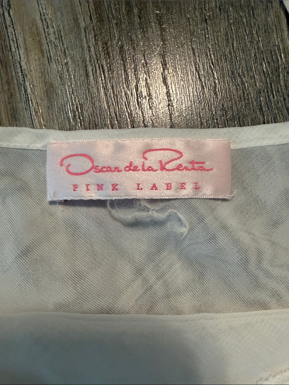 Oscar de la Renta Pink Label White Slip with Pink Logo - Picture 2 of 12